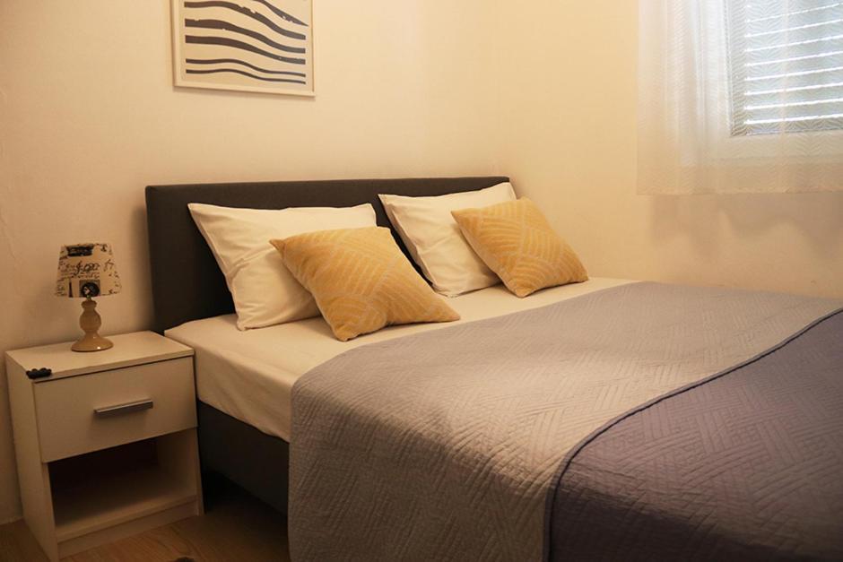 Apartment Doris Sibenik Bagian luar foto
